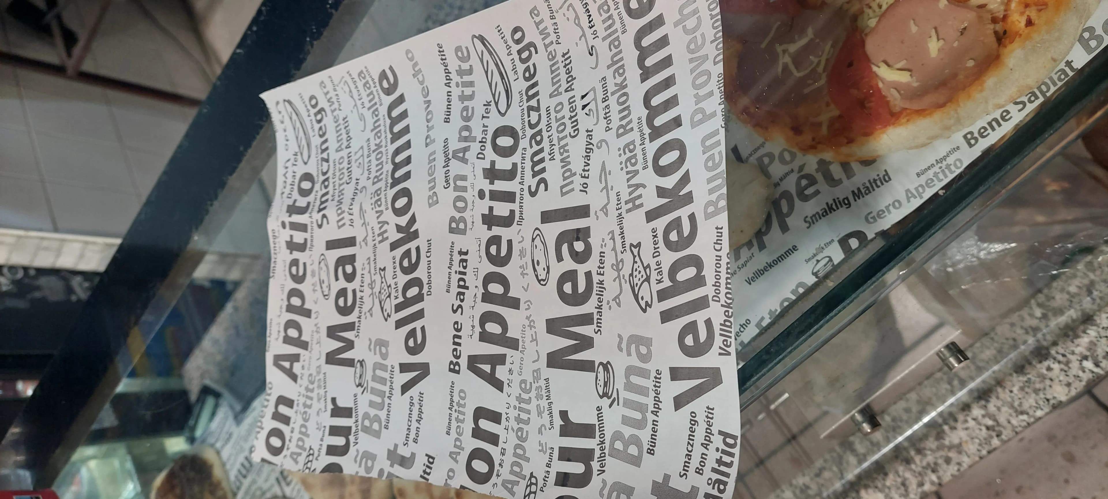 قسم المطاعم واكياس النايلون