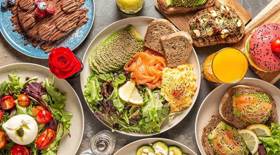 BRUNCH